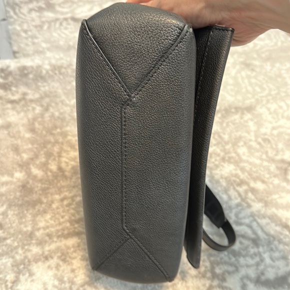 SOLD Louis Vuitton Lockme II shoulder/crossbody bag - Picture 5 of 10